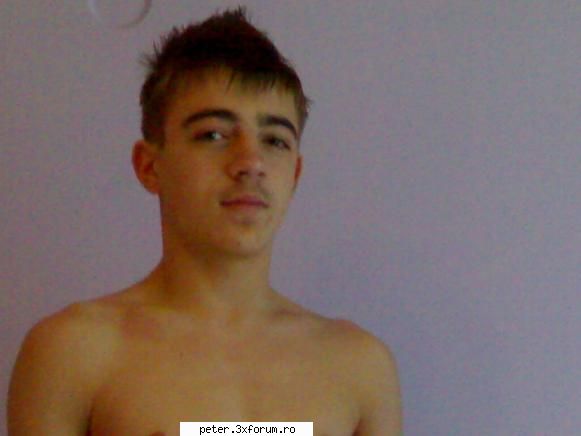 in cautare de clan sunt bun  :nod:  puteti sa ma incercati  id :  si mail :    pls  :hi:  :hi:  :hi: